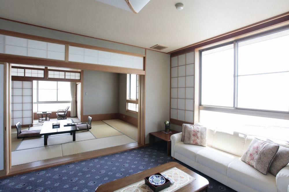อะโกะ ออนเซน ดงไกโระ Hotel โอโคะ ภายนอก รูปภาพ